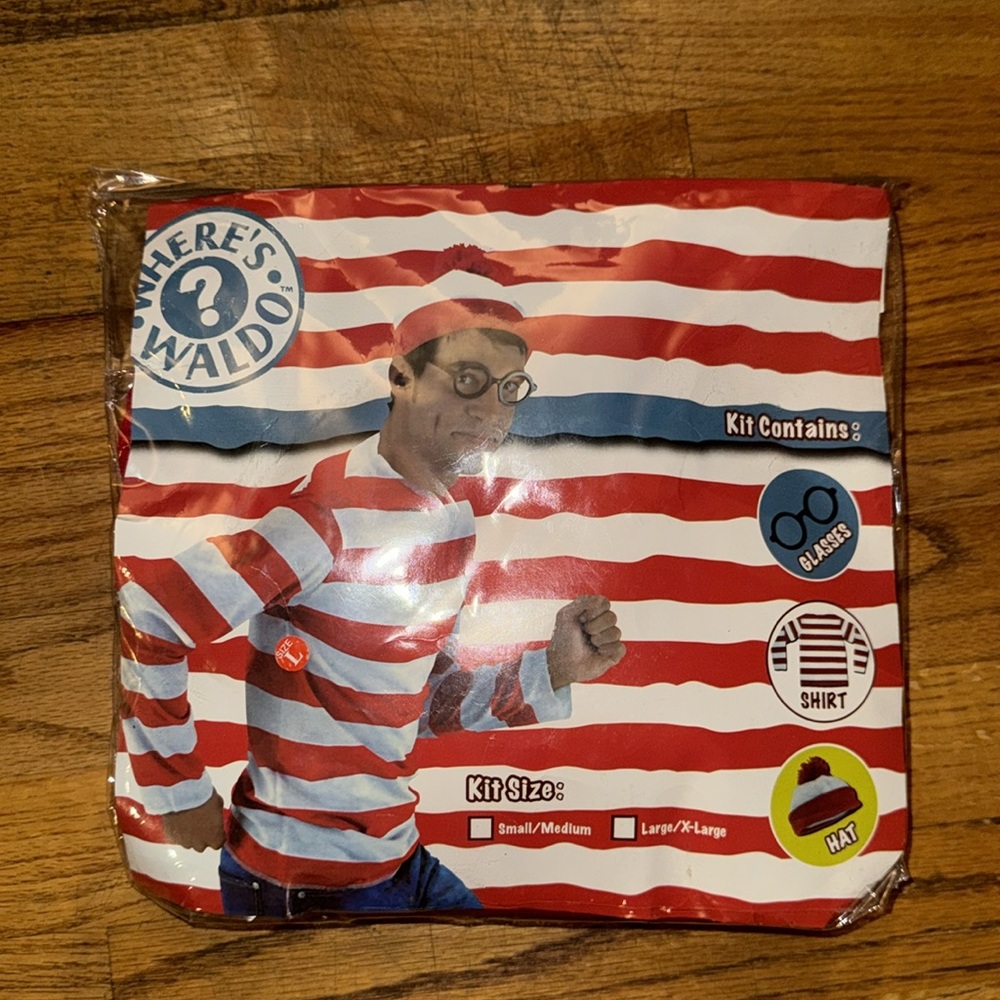 Where's Waldo Halloween Costume Kit Size Large with Glasses/Shirt/‎ Hat